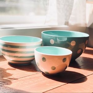 Coventry mixing bowls NWOT